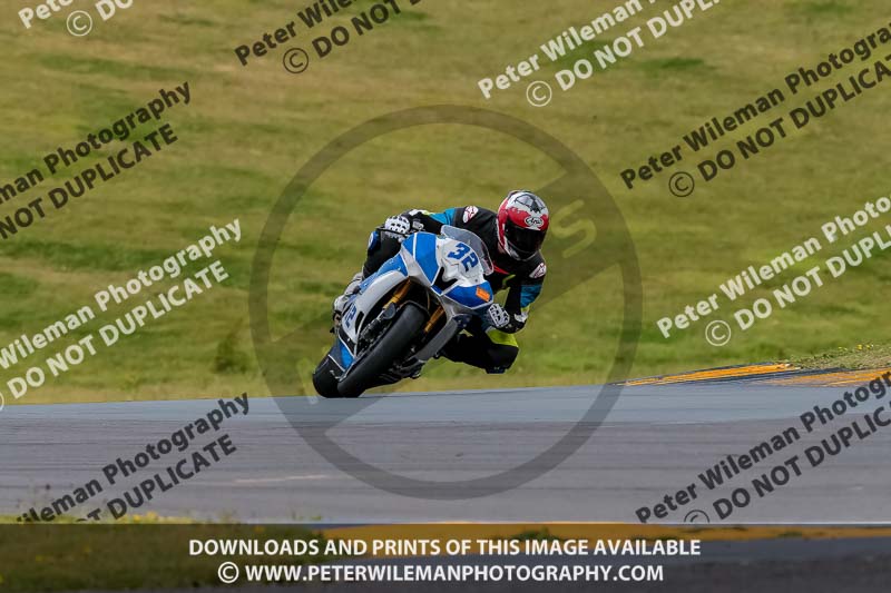 PJM Photography;anglesey no limits trackday;anglesey photographs;anglesey trackday photographs;enduro digital images;event digital images;eventdigitalimages;no limits trackdays;peter wileman photography;racing digital images;trac mon;trackday digital images;trackday photos;ty croes